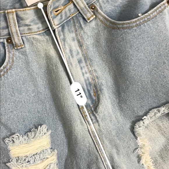 Princess Polly straight leg distressed mom jeans - Picture 4 of 5
